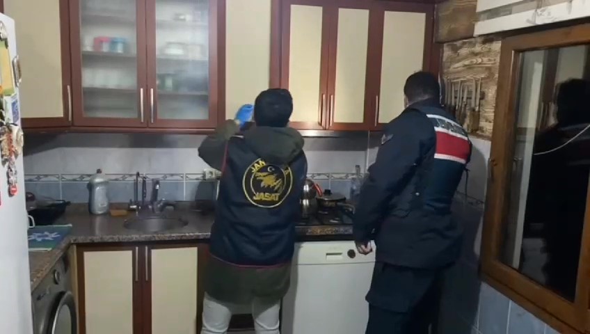 Balıkesir’de jandarma tarafından silah