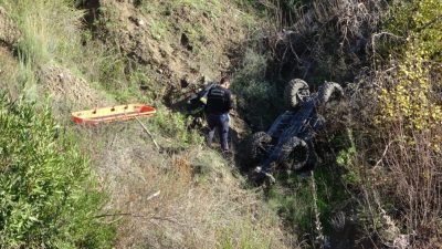 Antalya’nın Manavgat ilçesinde ATV’nin 15 metre aşağıya uçması sonucu meydana