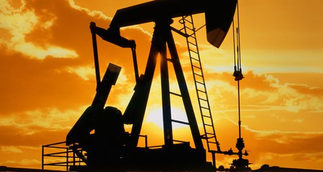 Petrol, olağan Ocak-Şubat aylarındaki talep azlığı ve Suudi Arabistan’ın derin