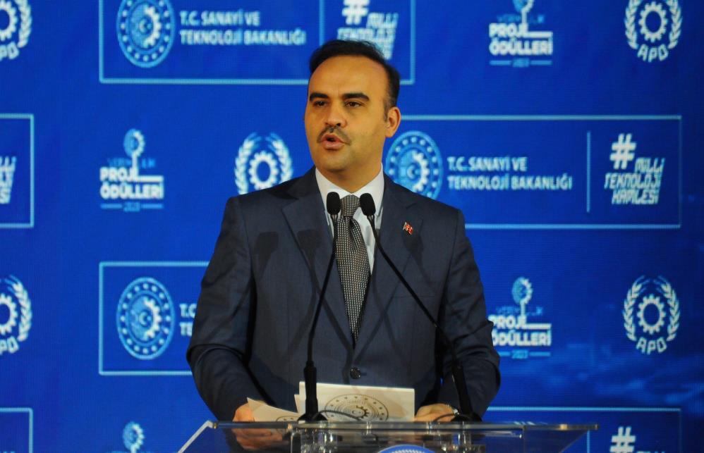 “450 milyon dolarlık kaynağa sahip, Türkiye Yeşil Sanayi Projesi’ni hayata geçiriyoruz” 9. Verimlilik Proje Ödülleri Töreninde açıklamalarda bulunan Sanayi ve Teknoloji