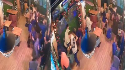 Elazığ’da bir kafede kadınlar arasında çıkan kavga erkeklerin kavgasını aratmadı.