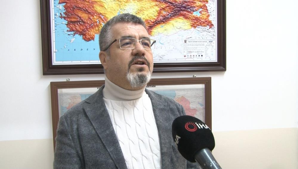 Prof. Dr. Abdussamet Arslan, Japonya halkının afete dirençli bir toplum