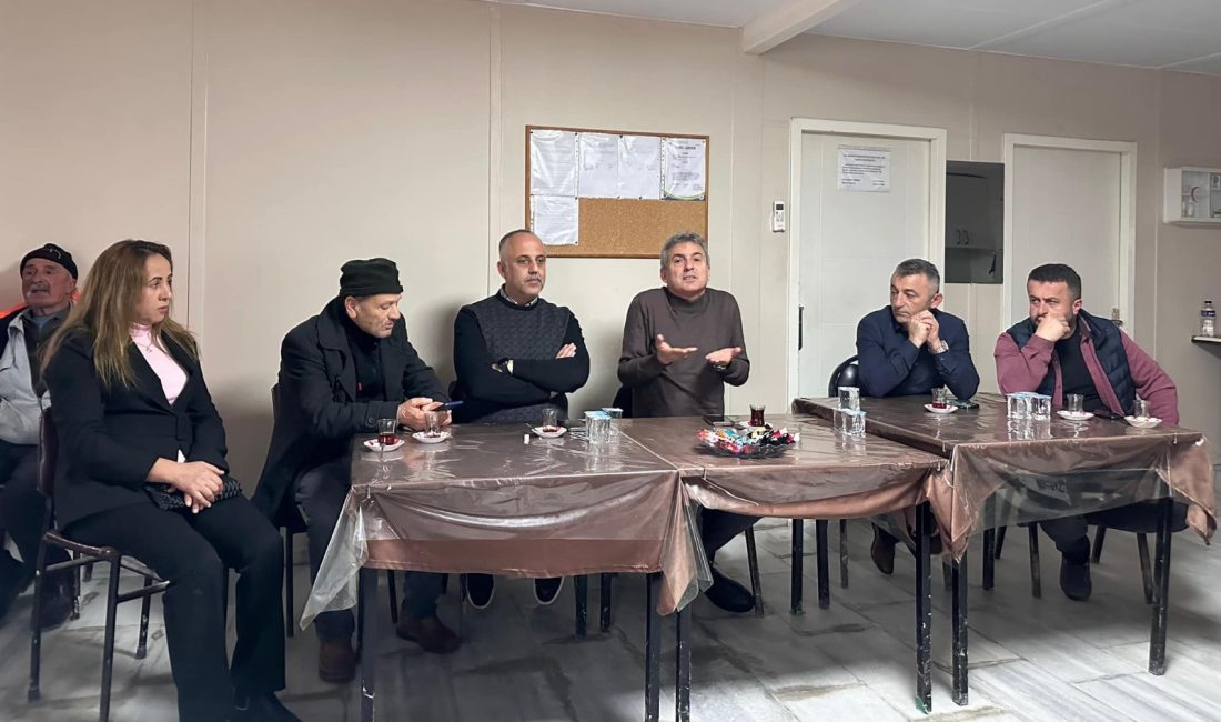 Aksoy, kooperatif üyelerini dinledi Marmara Adalar Belediye Başkanı Süleyman Aksoy, SS. Adalar Nakliyecileri Karayolu
