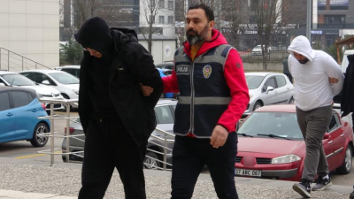 Bolu’da bir binanın deposundan yaklaşık 35 bin liralık ışıklandırma malzemesi