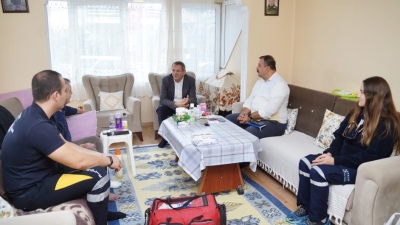 Ayvalık Belediyesi Sosyal Yardım İşleri Müdürlüğü “Sağlık Birimi” ekipleri kentin