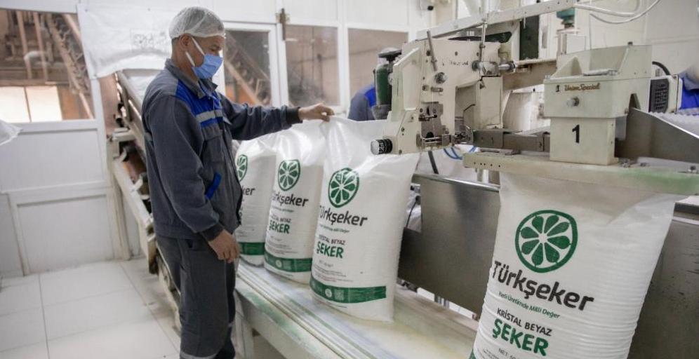 TOPTANCI, BAKKAL VE MARKETLER DE FABRİKADAN ŞEKER SATIN ALABİLECEK Susurluk Şeker Fabrikası’ndan edinilen bilgiye göre pastane, tatlıcı ve lokantalardan