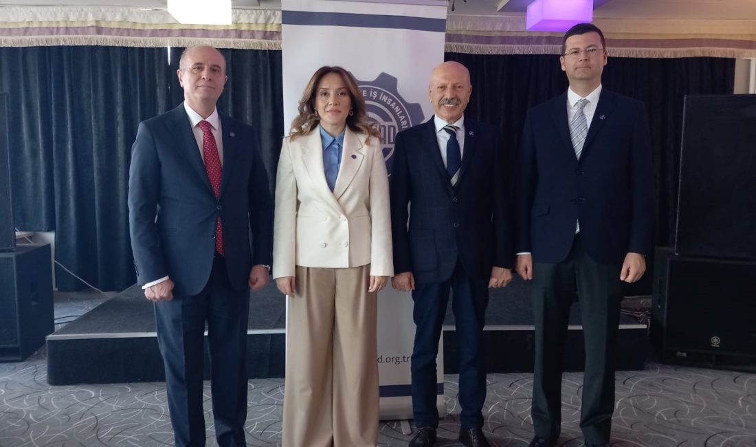 BANSİAD’da görev değişimi Bandırma Sanayici ve İş İnsanları Derneği (BANSİAD) Olağan Genel Kurulu’nun