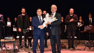 BAÜN Türk Halk Müziği Korosu, sevilen türküleri seslendirdi. Balıkesir Üniversitesi