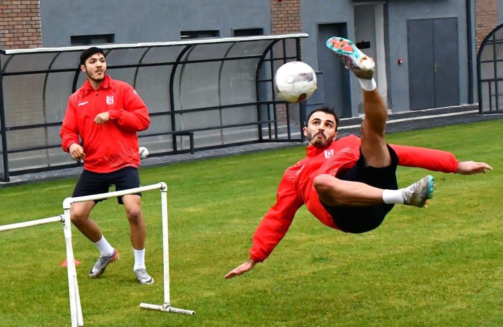Balıkesirspor ikinci devreye hazır TFF 3. Lig 4. Grup’ta mücadele eden Balıkesirspor, ikinci devre