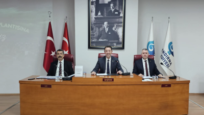 Bandırma Belediye Meclisi, yeni yılın ilk toplantısını gerçekleştirerek başkan yardımcıları