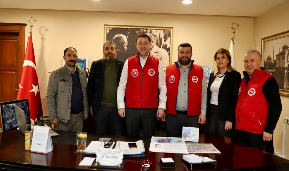 Bandırma Belediyesi, DİSK-Genel İş Balıkesir Şubesi’ni ağırladı Bandırma Belediye Başkanı Av. Tolga Tosun, DİSK-Genel İş Sendikası Balıkesir
