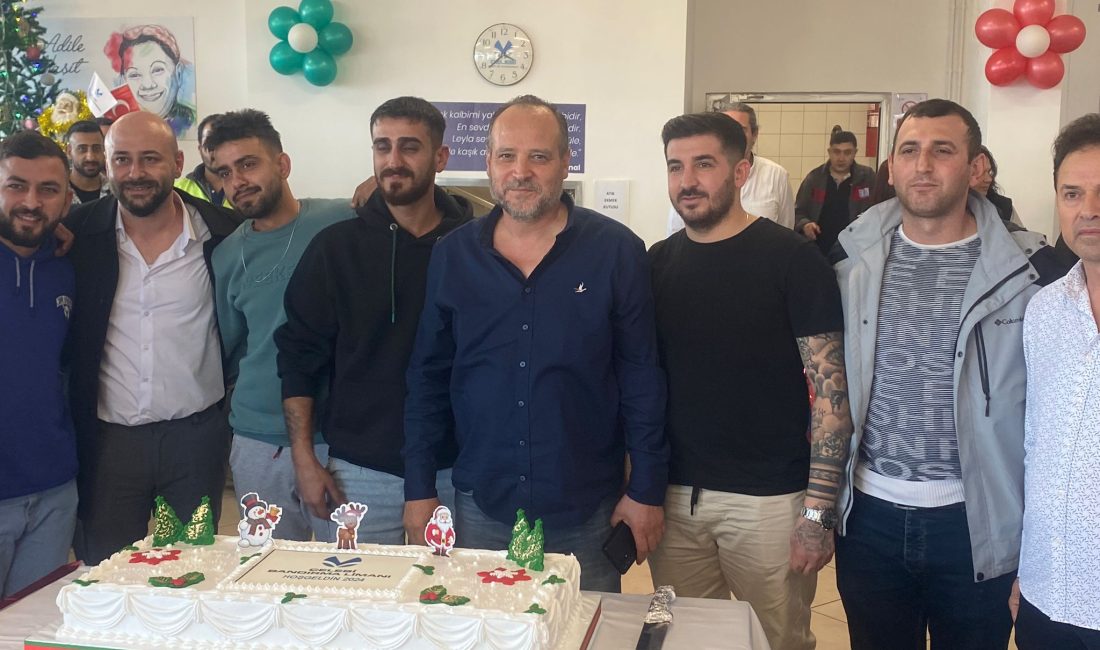 Bandırma Çelebi Limanı yılbaşı etkinliğinde buluştu Bandırma Çelebi Limanı yeni yıl öncesi personele özel yılbaşı programı