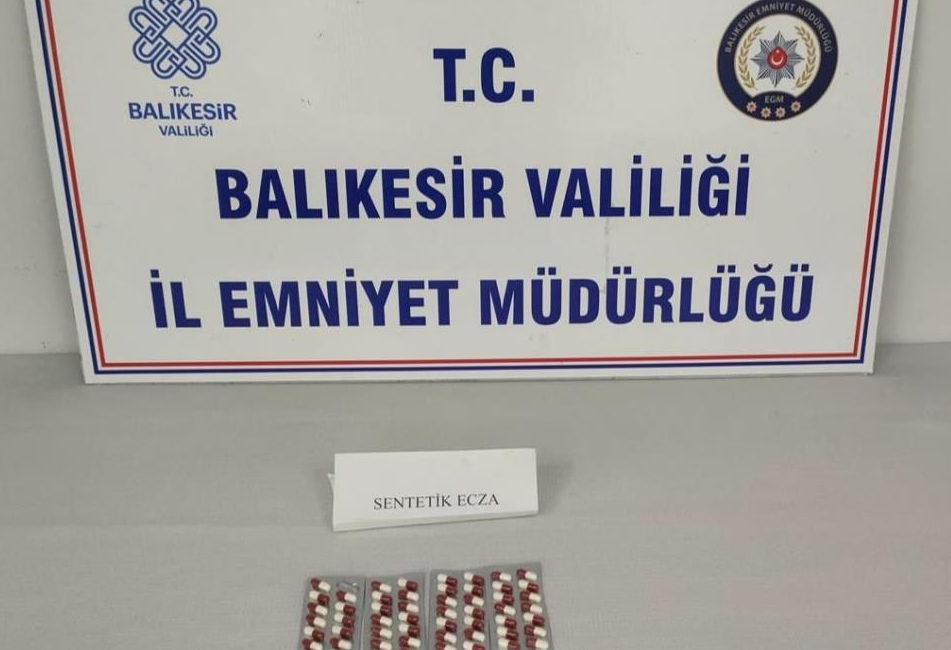 Bandırma ve Sındırgı İlçe Emniyet Müdürlüğü ekipleri uyuşturucu ile mücadele