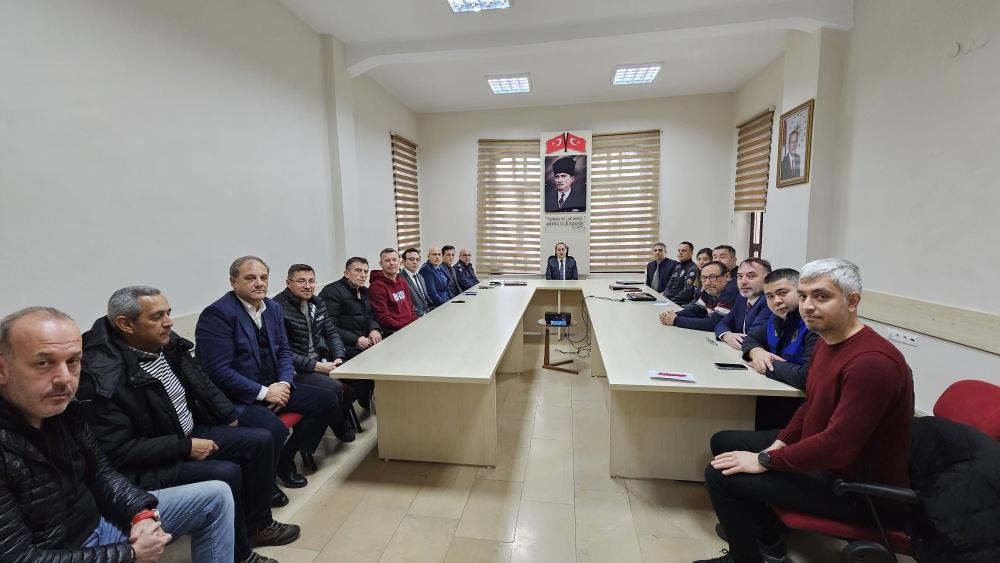 Bandırma’da ilçe spor güvenlik kurulu toplandı Trendyol 1. Lig’de sezonunun ikinci devresi öncesi, Bandırma’da oynanacak spor