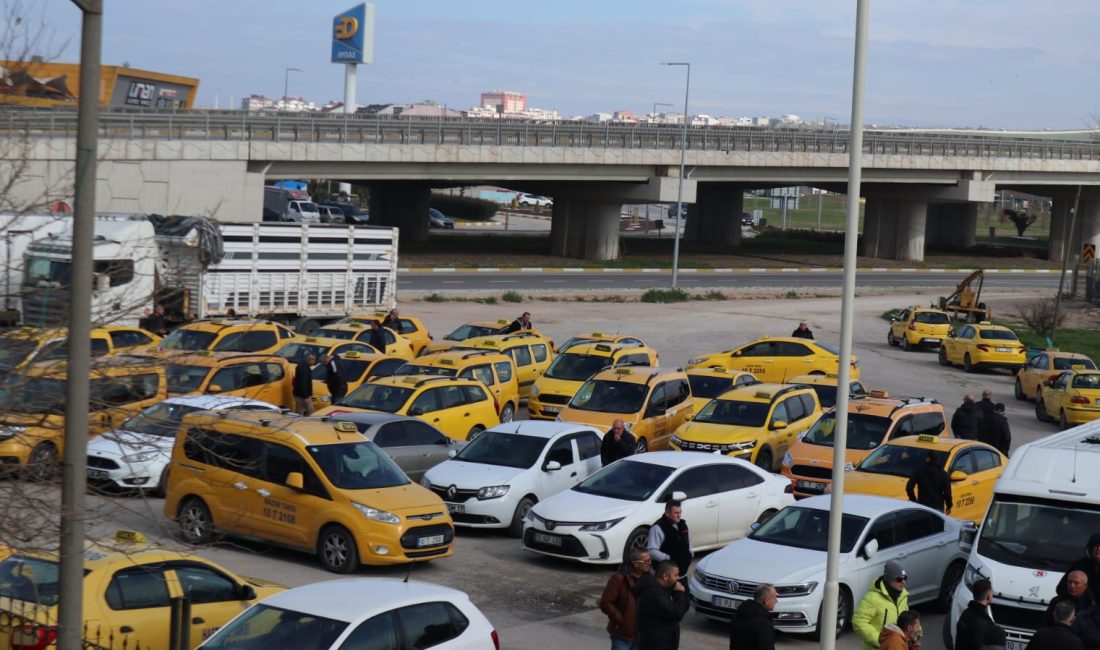 Bandırmalı taksiciler zam istiyor Bandırma’nın taksicileri, Bandırma Şoförler ve Otomobilciler Odası Başkanı Osman Çapar’ı