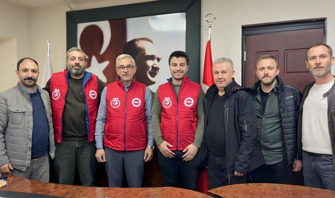 Başkan Karışık’a DİSK/Genel-İş Sendikası’ndan ziyaret DİSK/Genel-İş Sendikası Balıkesir Şube Başkanı ve yönetimini Erdek Belediye Başkanı’nı