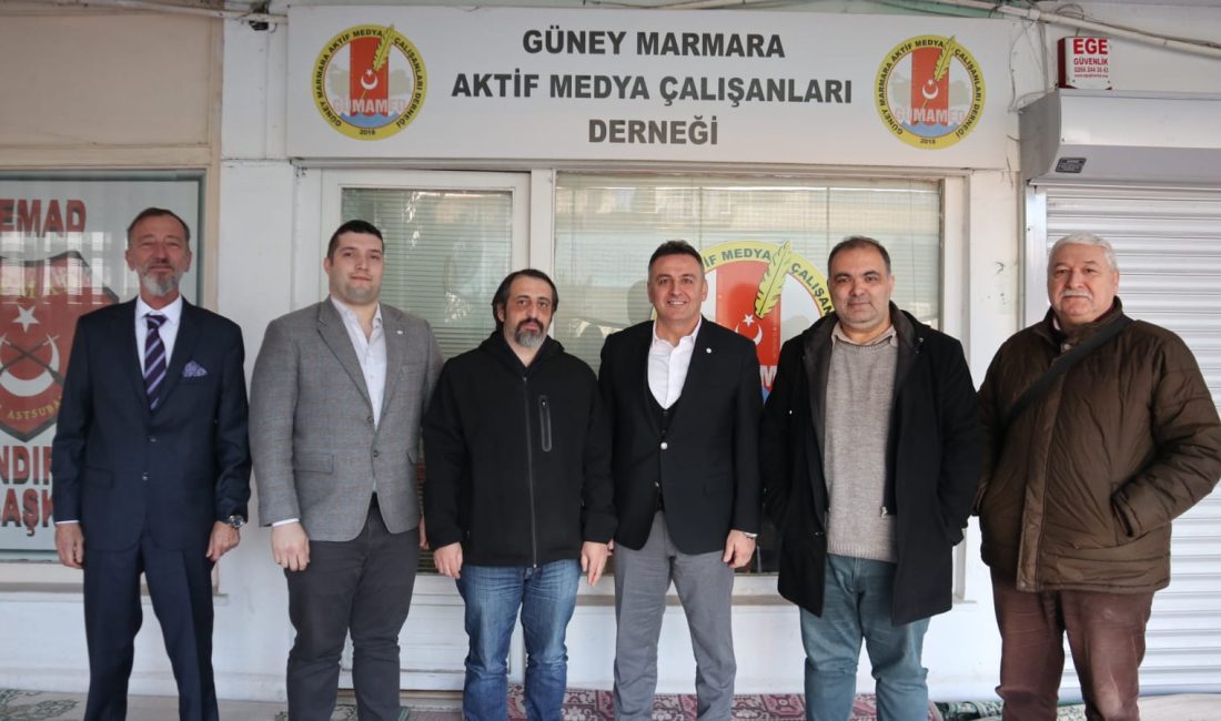 Başkan Yılmaz’dan GÜMAMED’e ziyaret Bandırma Ticaret Odası Başkanı Adem Yılmaz, Güney Marmara Çalışan Gazeteciler