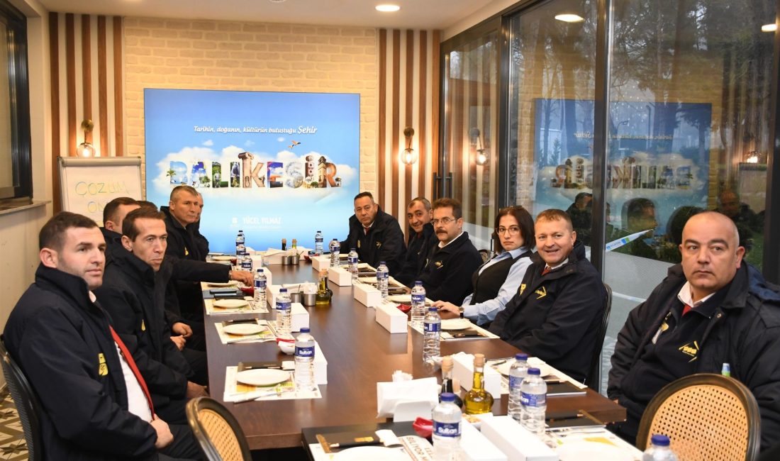 Vatandaşların güvenliğini ve konforunu ön planda tutarak günlük ortalama 33