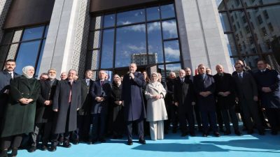Cumhurbaşkanı Recep Tayyip Erdoğan, “Parti kadrolarımız arasındaki muhabbeti, dayanışmayı, birlik