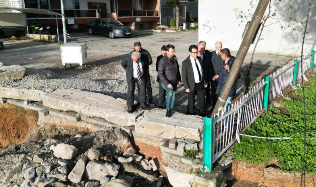DSİ, Karesi’de süren çalışmaları takipte Devlet Su İşleri (DSİ) 25’inci Bölge Müdürü Murat Lütfü Güldoğan,
