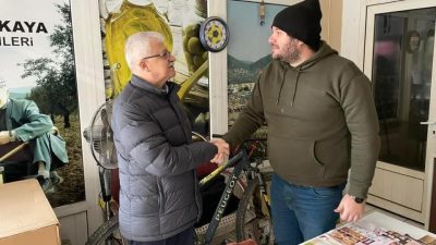 31 Mart Yerel Seçimlerinden önce sahaya inen Burhaniye Belediye Başkanı,