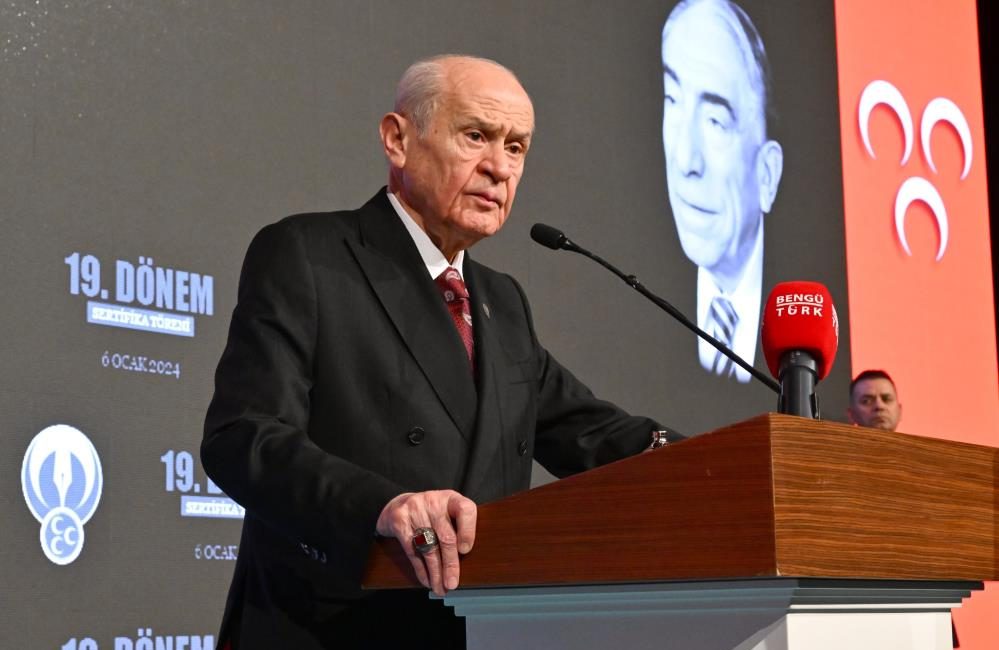 AK Parti İzmir İl Başkanı Bilal Saygılı, MHP Lideri Devlet