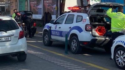 Bandırma’da trafikte ters yönde seyir halinde olan otomobil sürücüsü dur
