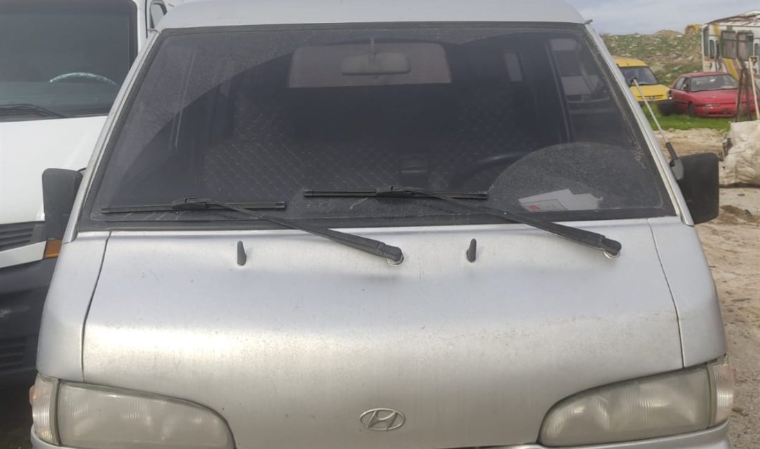 Ayvalık’ta göçmen kaçakçılığına yönelik operasyonda 20 düzensiz göçmen yakalandı.Balıkesir İl