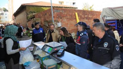 Edremit Belediyesi Zabıta Müdürlüğü, sağlıklı ve güvenli gıda tüketimini temin