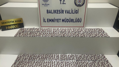 Edremit’te Narkotik birimleri tarafından yapılan operasyonda 2 şüpheli yakalandı.Balıkesir İl