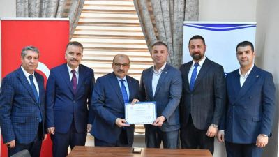 Bir hayırsever tarafından Edremit’e 2 okul daha kazandırılarak, eğitime destek