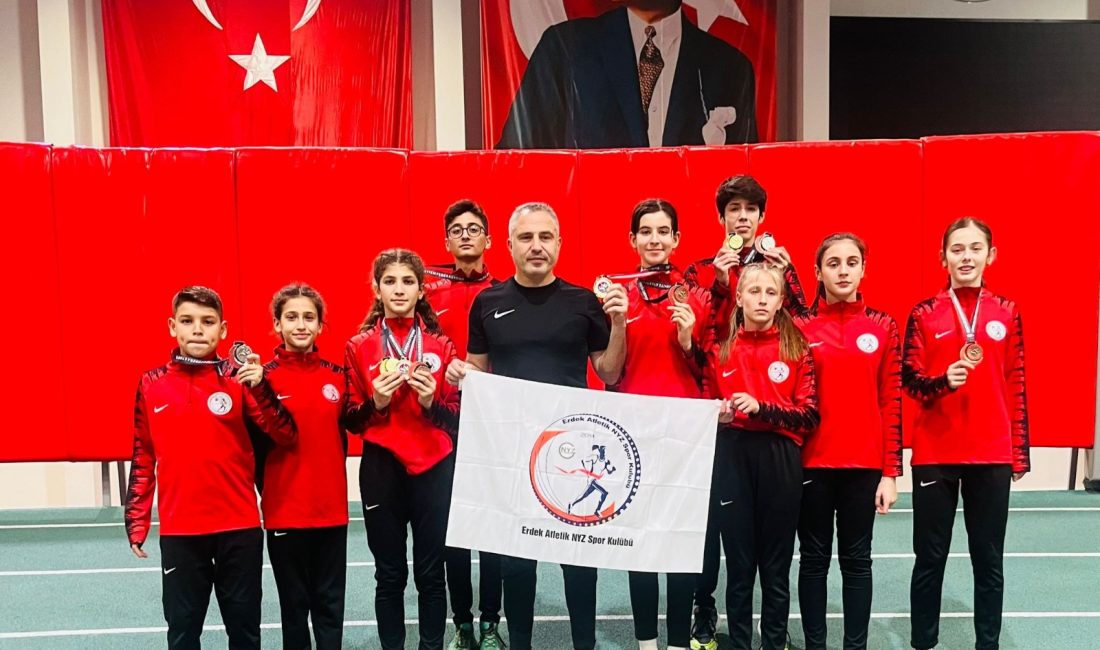 Erdekli sporcular şampiyonada rüzgar gibi esti Erdek Atletik NYZ Spor Kulübü sporcuları Bursa’da yapılan şampiyonadan 3