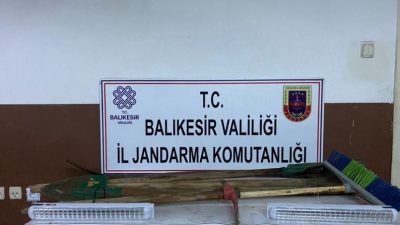 Erdek’te izinsiz kazı yapıldığına dair bilgi gelmesi üzerine yapılan operasyonda