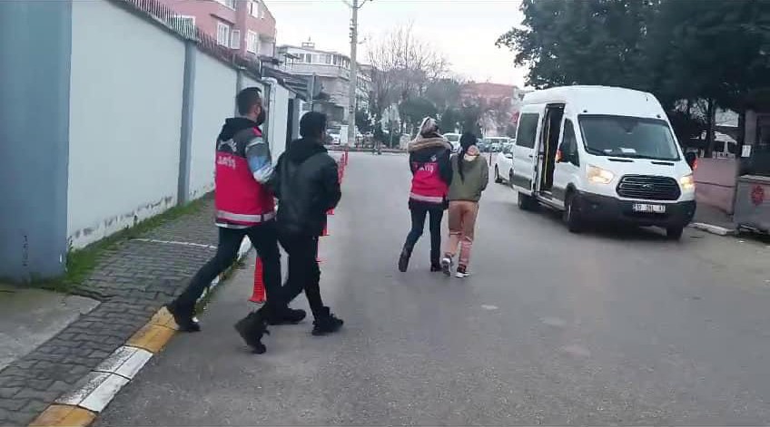 Erdek’te, vize işlemleri hakkında faaliyet gösteren bir şirketin ismi kullanılarak