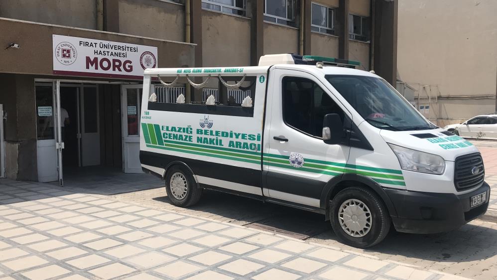 Elazığ’da evde üzerine vestiyer düşen 5 yaşındaki çocuk hayatını kaybetti.Olay,