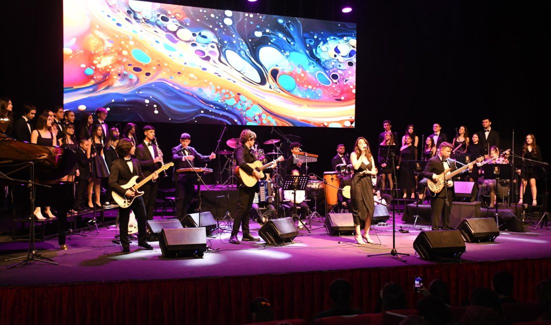 Genç yetenekler, MOD10’la sahneye çıkıyor Balıkesir Büyükşehir Belediyesi Orkestra Şube Müdürlüğü bünyesinde kurulan MOD10 Gençlik