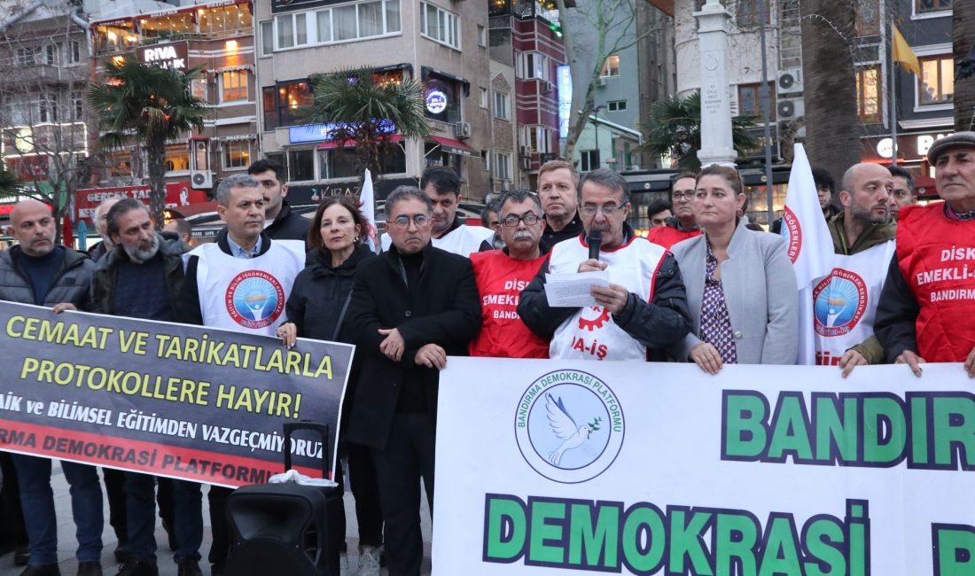 Bandırma Demokrasi Platformu’ndan laik eğitim çağrısı Bandırma Demokrasi Platformu, Milli Eğitim Bakanı Yusuf Tekin’in açıklamalarını kınayarak;