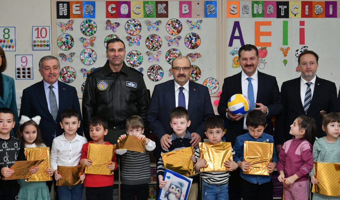 Vali İsmail Ustaoğlu 2023-2024 eğitim-öğretim yılının sona eren ilk dönemi