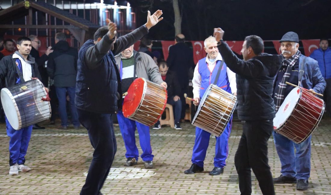 İvrindi’de her yıl geleneksel olarak düzenlenen Tavşan Pilavı etkinliğinin bu