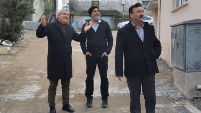 İvrindi Belediye Başkanı Yusuf Cengiz, belediye tarafından yürütülen üstyapı çalışmalarını