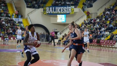 Basketbol ING Kadınlar Türkiye Kupası Finali’nde Fenerbahçe, normal süresi 71-71