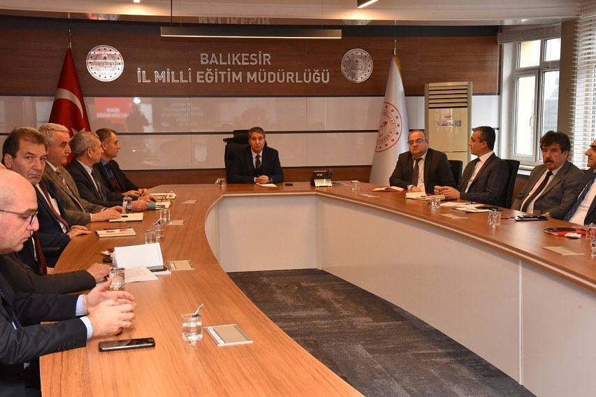 Balıkesir’de öğrencilerin eğitim sürecine destekleyici bir uygulamanın hayata geçirilmesi amacıyla