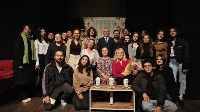 Susurluk Belediye Başkanı Nurettin Güney, Susurluk’ta sahnelenen ödüllü Etekler ve