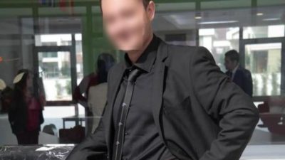 Bursa’da yabancı dil öğretmeni olan S.Y, sınavdan 100 alan öğrencisini