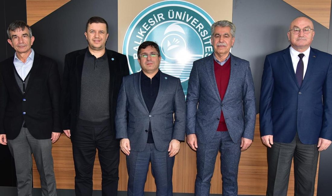 Rektör Oğurlu’ya ziyaret BAÜN Rektörü Prof. Dr. Oğurlu, “İstiklal Harbinden 21. Yüzyıla Türkiye