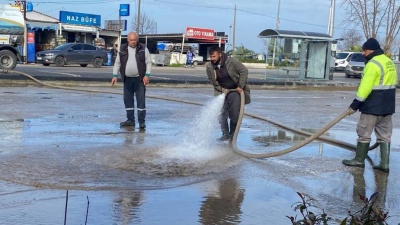 Ayvalık’ta hayatı olumsuz yönde etkileyen sel ve su baskınının ardından