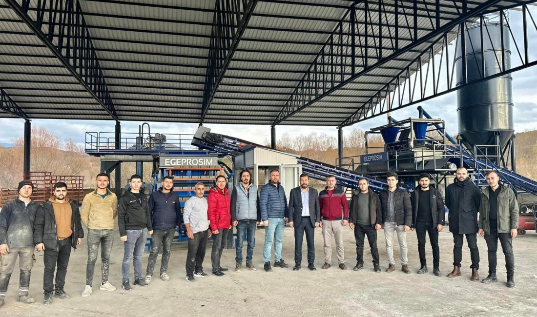 Başkan Yavaş: “Sındırgı’da taş döşenmedik sokak kalmayacak” Sındırgı Belediyesi’nin girişimleri ile hayata geçirilen parke tesisi üretime başladı.Sındırgı