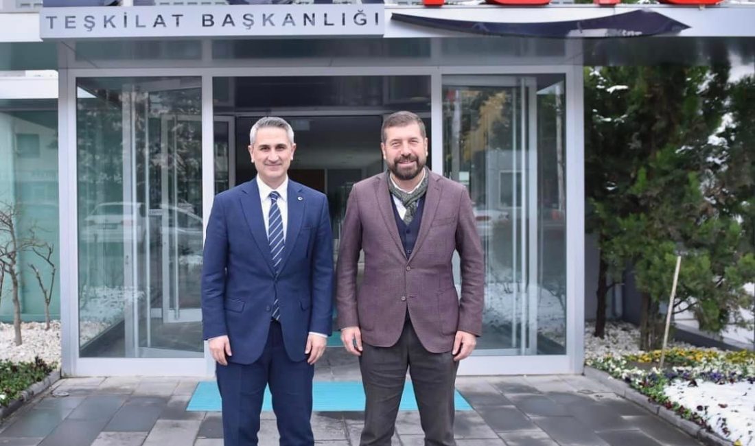 Sındırgı’ya yüzme havuzu için imzalar atıldı Sındırgı’da yapılması planlanan yüzme havuzu için Spor Toto ile destek