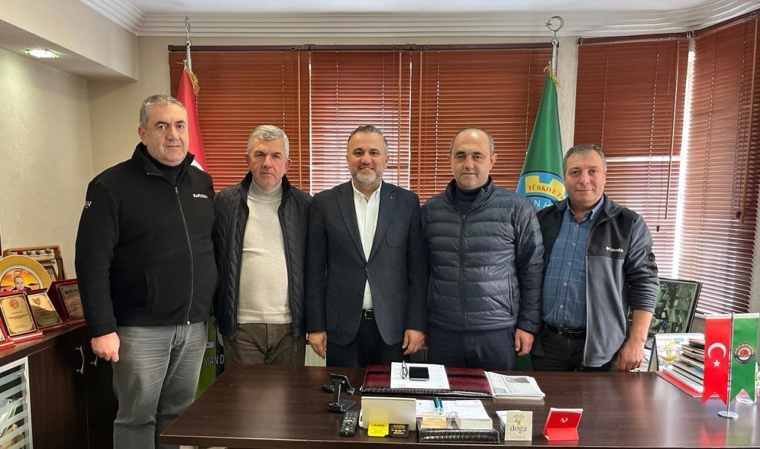“Sorunlara çözüm bulmaya devam edeceğiz” AK Parti Bandırma İlçe Başkanı, Ziraat Odası Başkanını ziyaret etti.AK