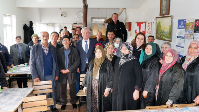 Susurluk Belediye Başkanı Nurettin Güney, “Belediye Burada” projesi kapsamında Paşaköy